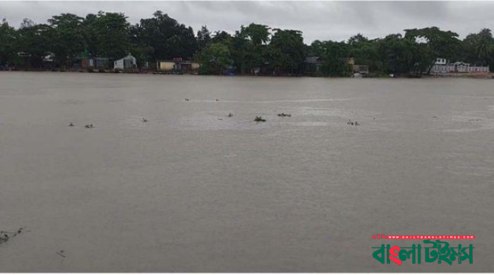Flash flood in Sylhet, 3 other dists likely as water levels in major rivers rising fast